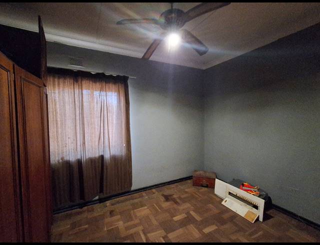 3 BEDROOM FREESTANDING FOR SALE IN STILFONTEIN EXT 4